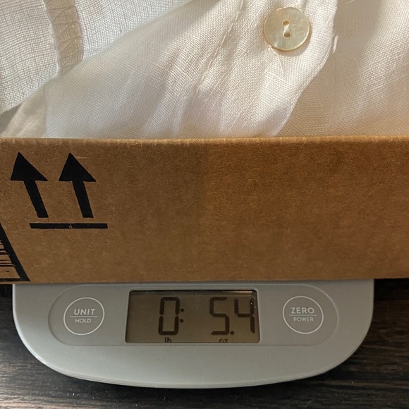 Lungo L’Arno Linen button up crisp white 3/4 sleeve made in Italy beachy - Picture 7 of 7